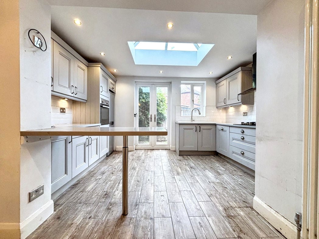 Property image 4 of 9