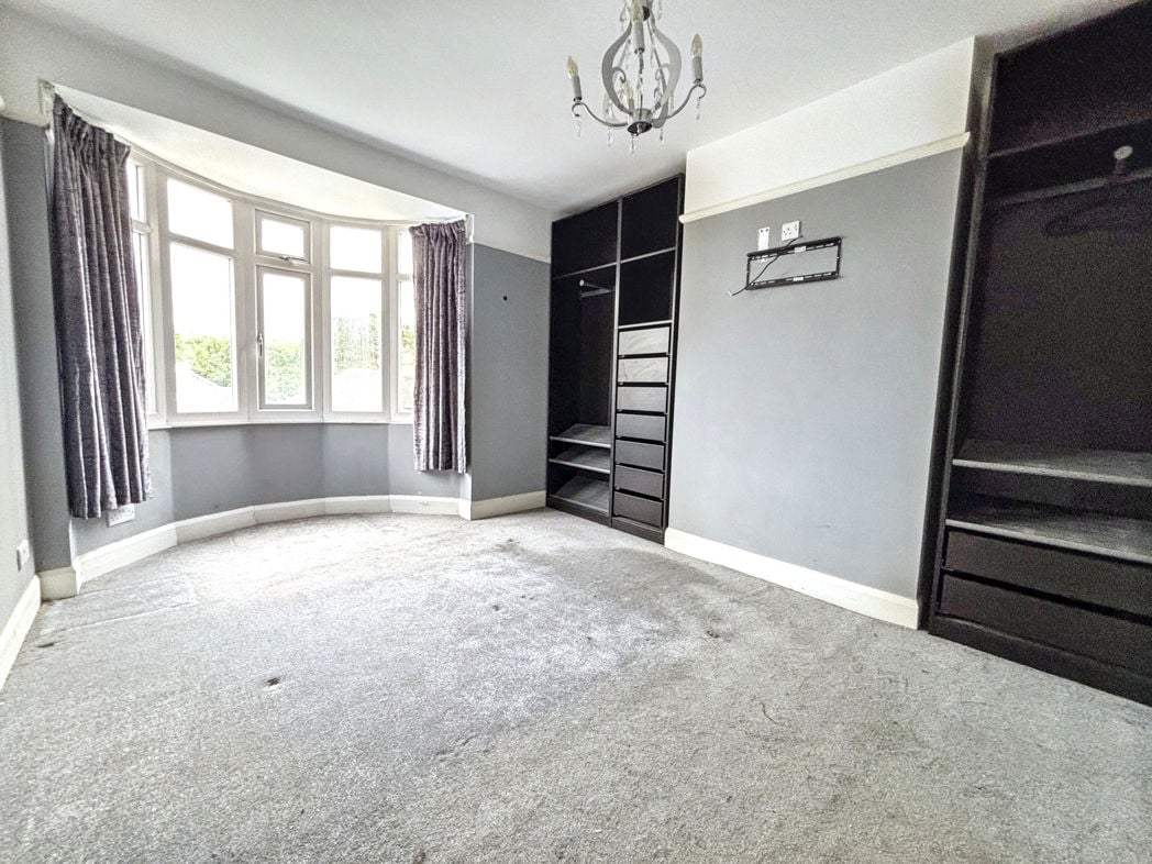 Property image 6 of 9