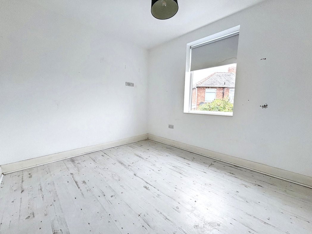 Property image 5 of 9