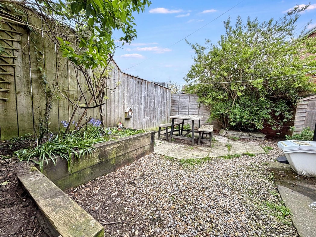 Property image 8 of 9