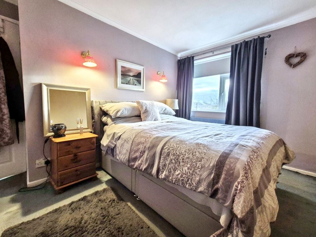 Property image 14 of 23