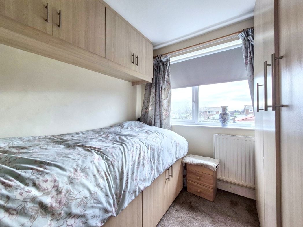 Property image 18 of 23