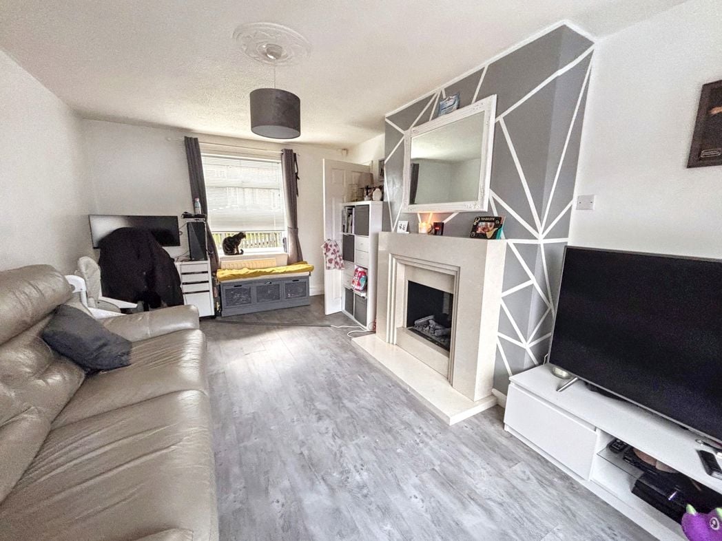 Property image 6 of 13