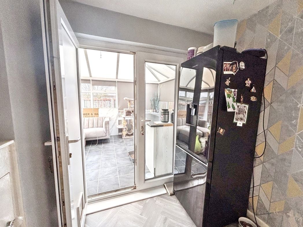 Property image 3 of 13