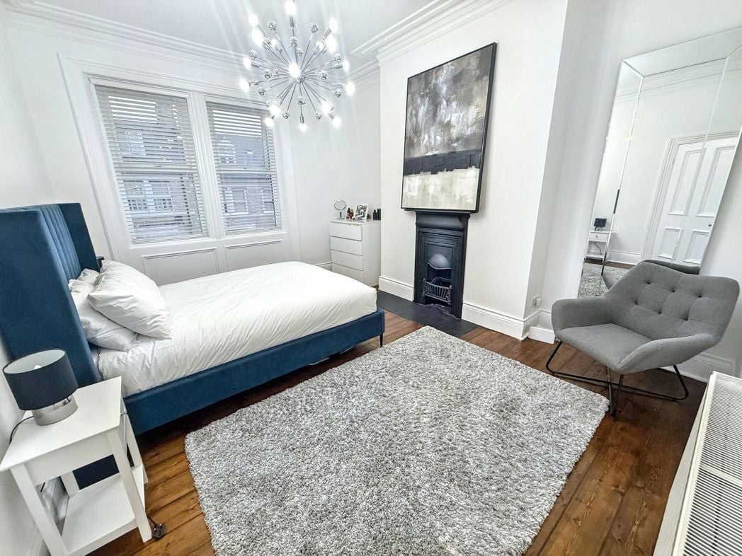 Property image 16 of 27