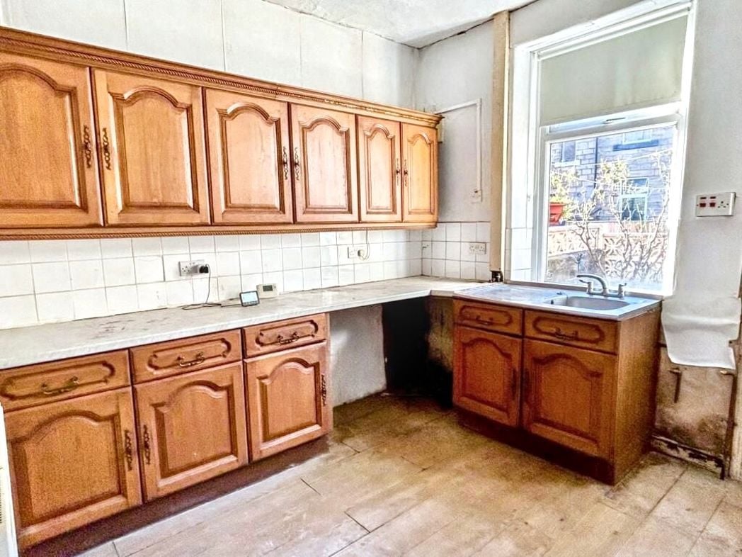 Property image 3 of 6