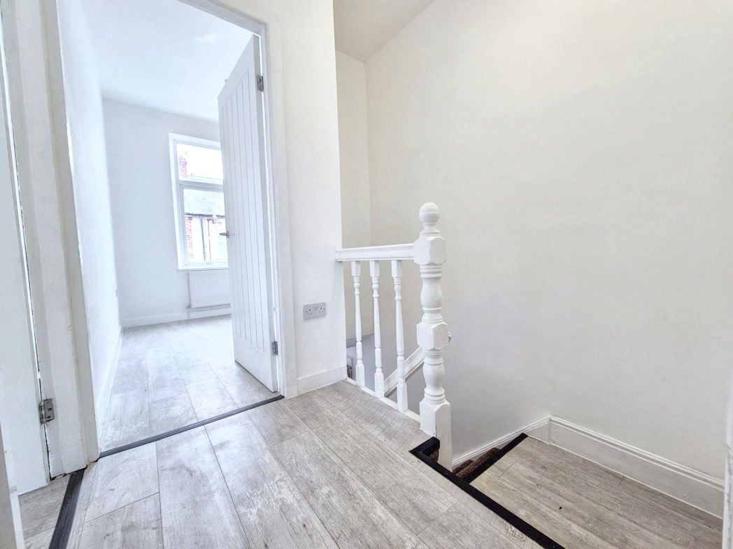 Property image 5 of 18