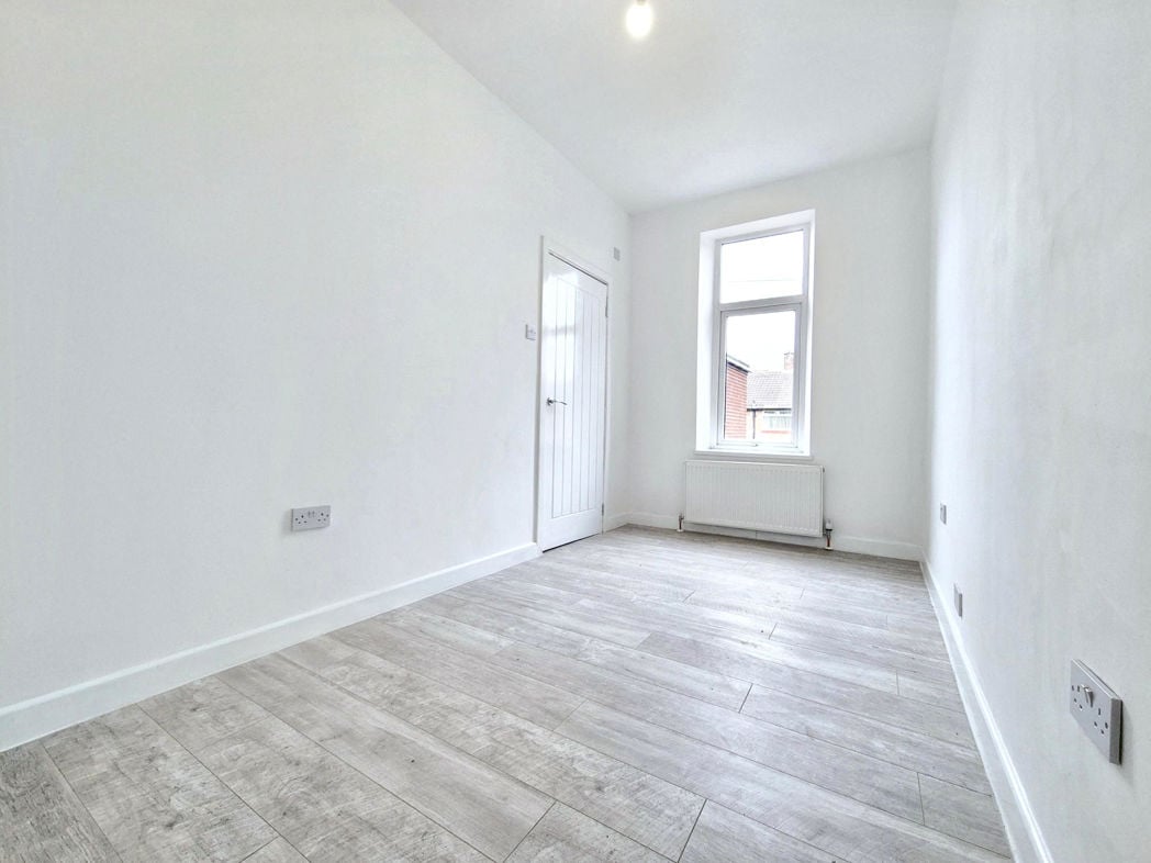 Property image 11 of 18