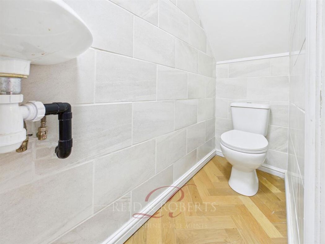 Property image 17 of 19