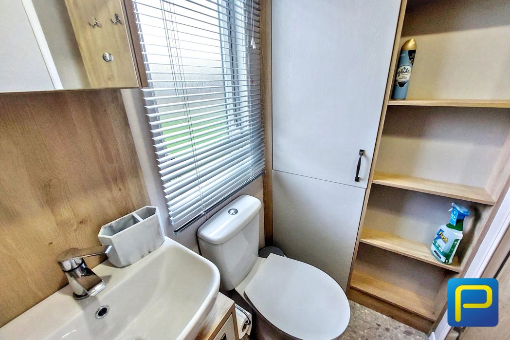 Property image 16 of 20