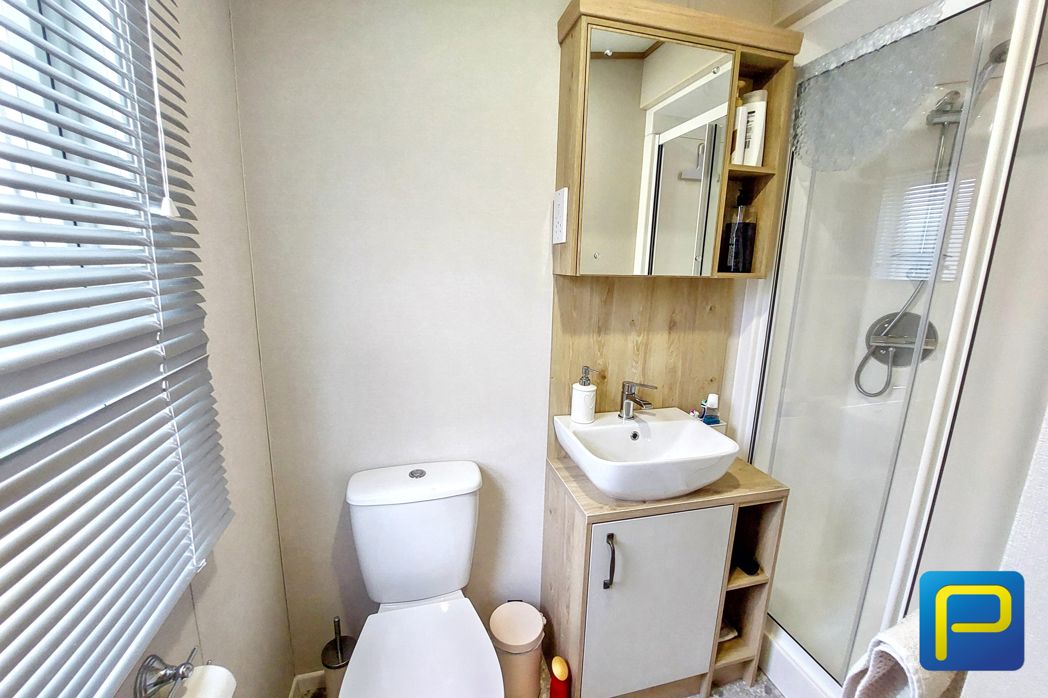 Property image 13 of 20