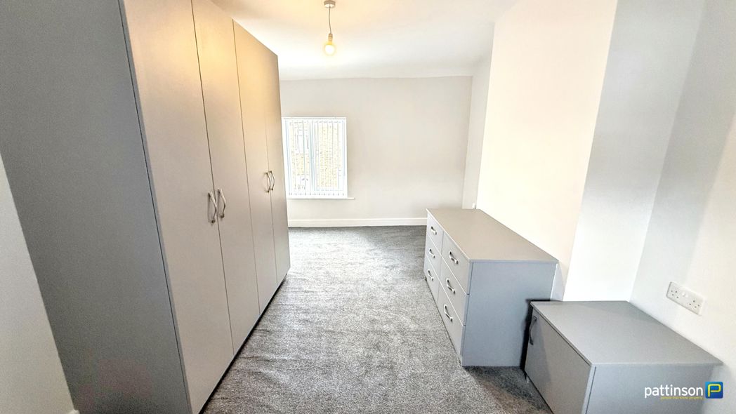 Property image 13 of 18