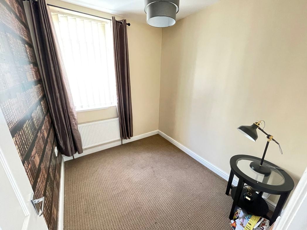 Property image 6 of 8