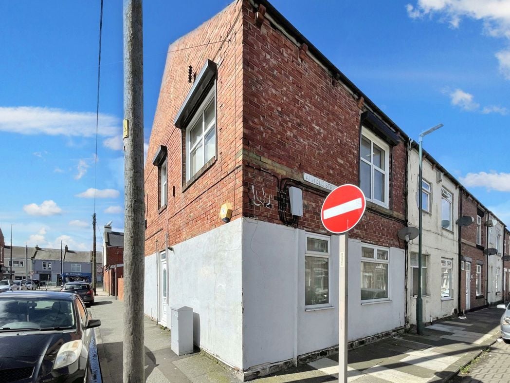 Property image 1 of 8