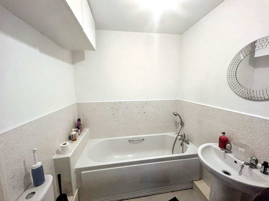 Property image 12 of 12