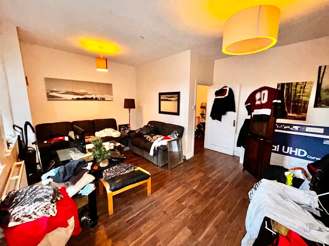 Property image 2 of 8