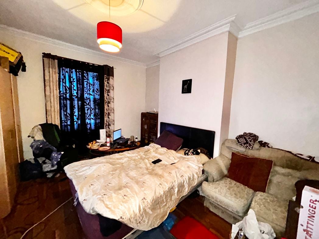 Property image 6 of 8