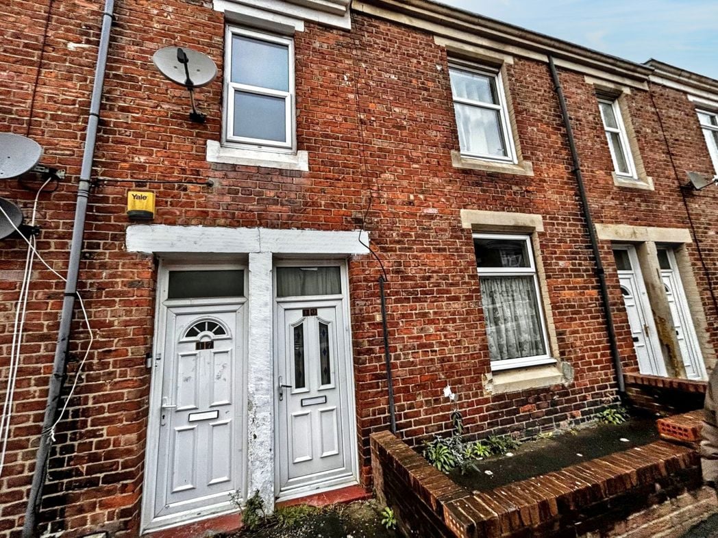 Property image 1 of 8
