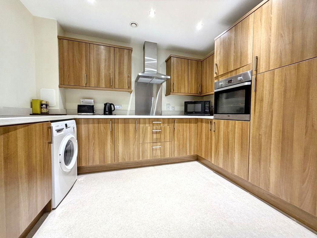 Property image 3 of 28