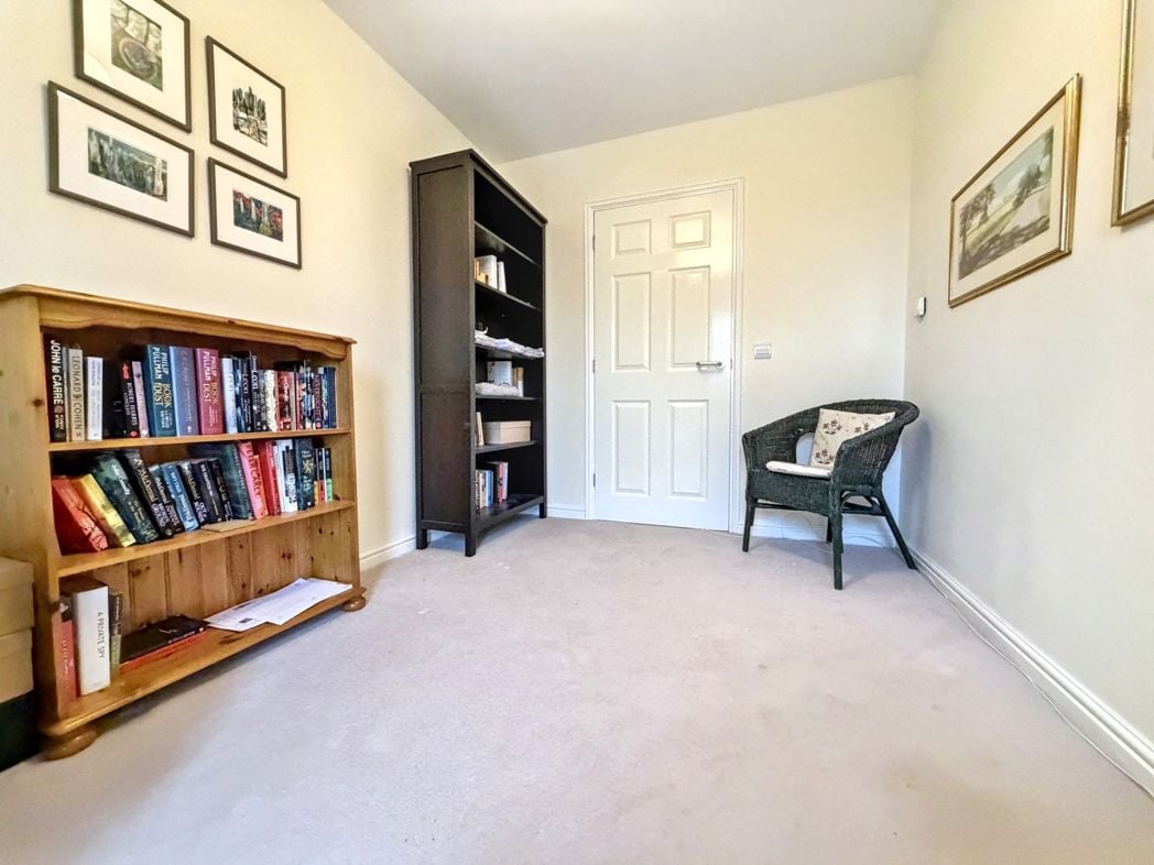 Property image 14 of 28