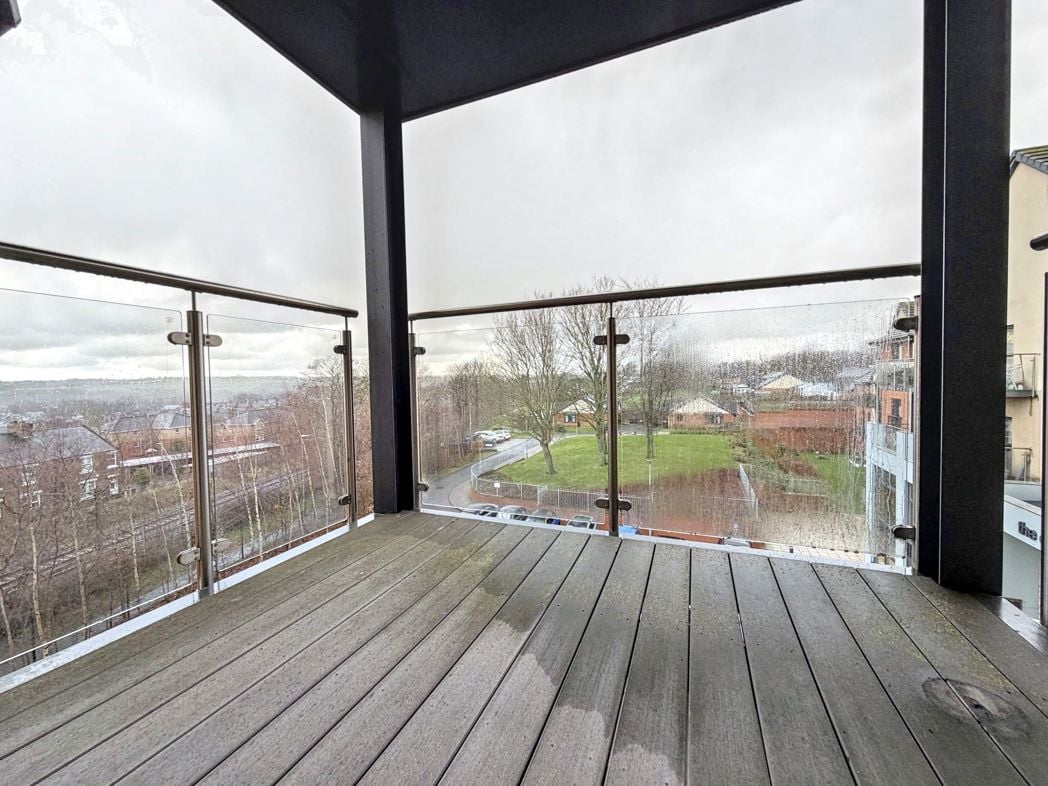 Property image 16 of 28