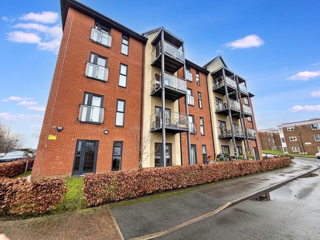 Property image 19 of 28