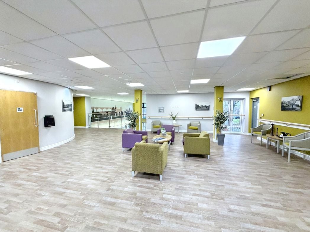 Property image 21 of 28