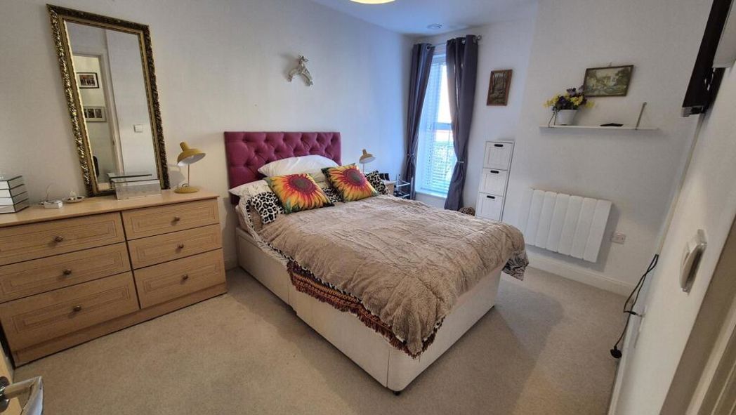 Property image 4 of 8