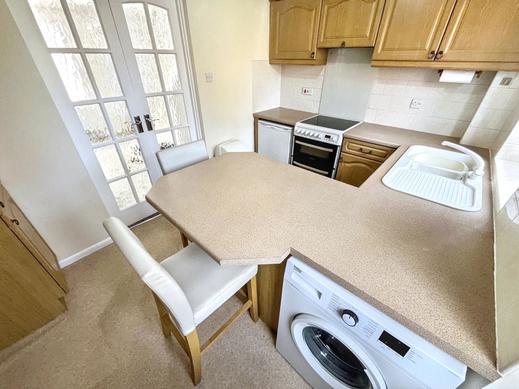 Property image 5 of 12