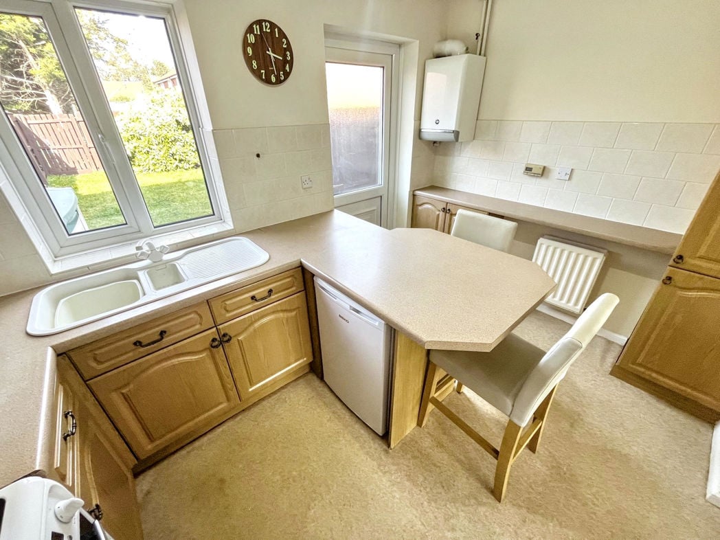 Property image 6 of 12
