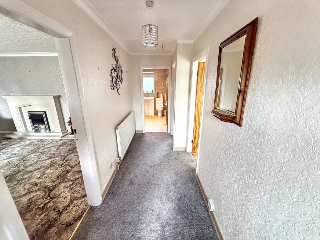 Property image 4 of 14