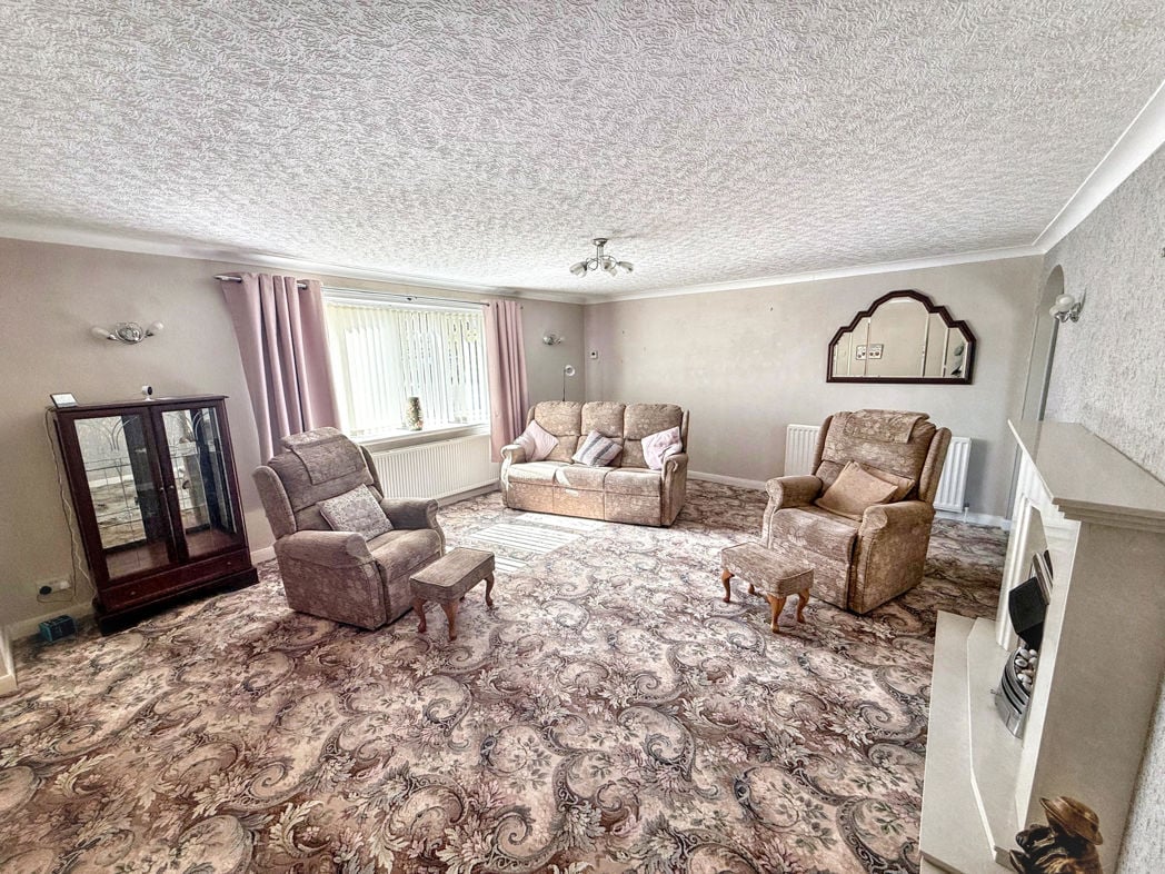 Property image 5 of 14