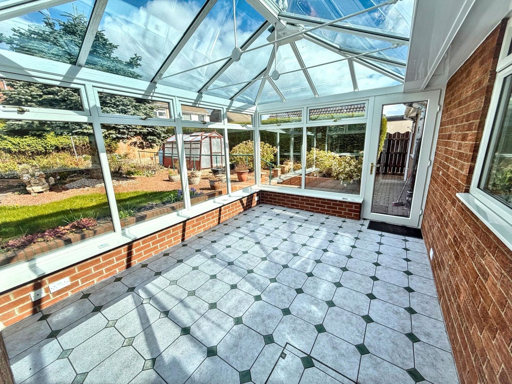 Property image 8 of 14