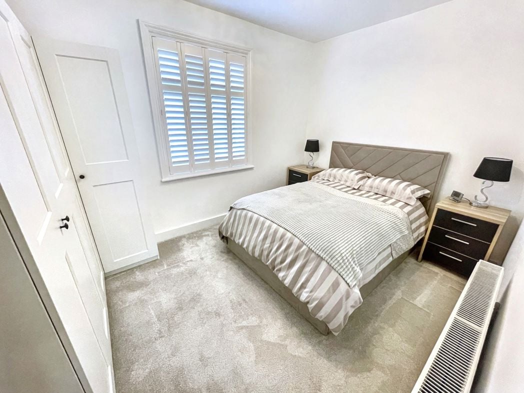 Property image 12 of 15