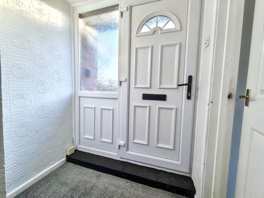 Entrance/Hallway