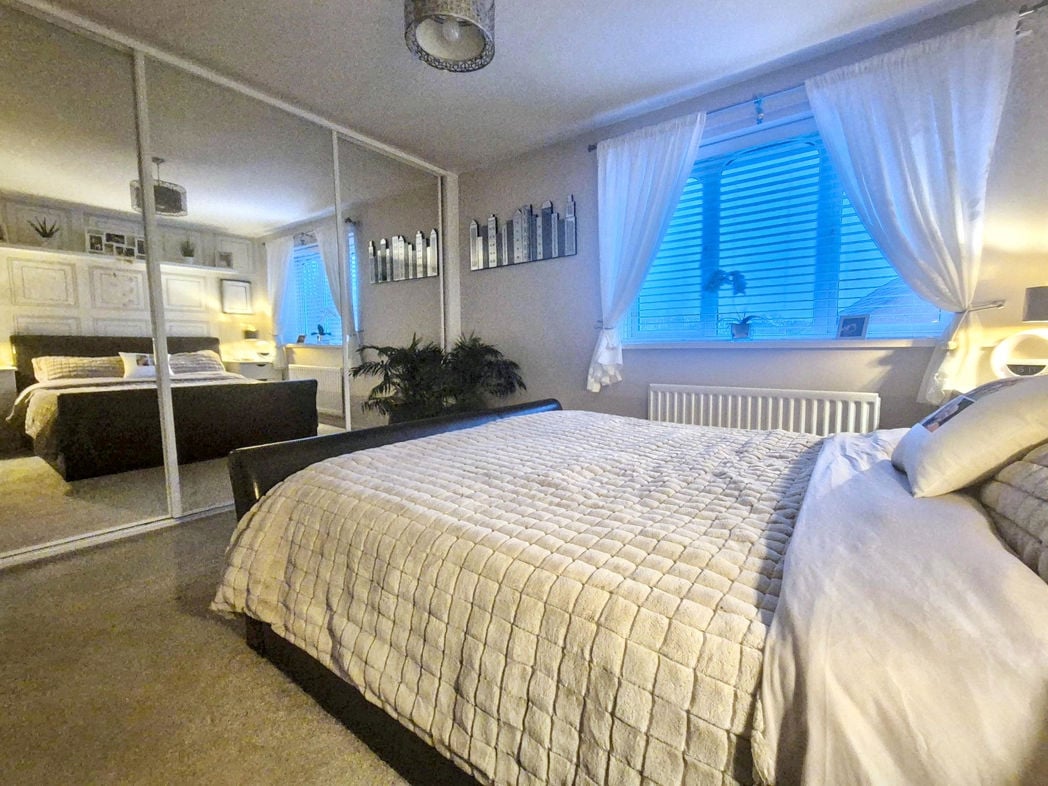 Property image 14 of 26