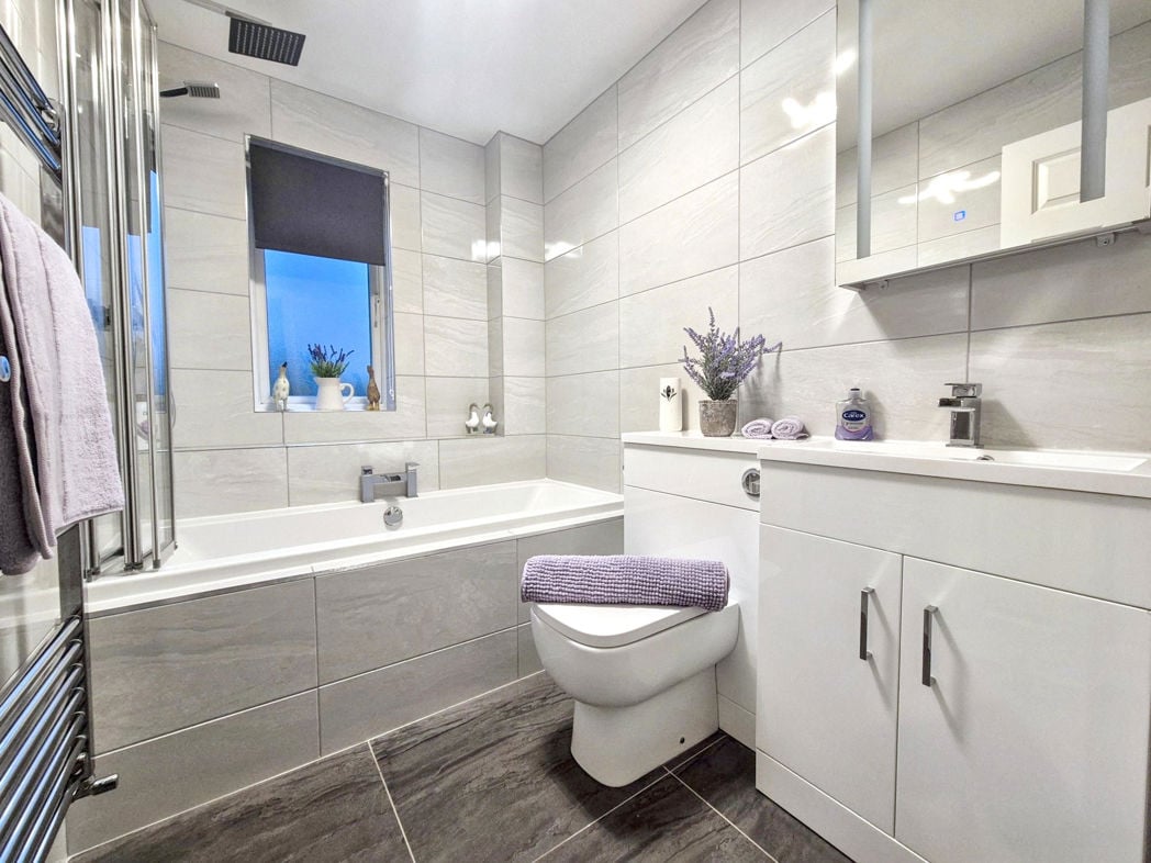 Property image 23 of 26