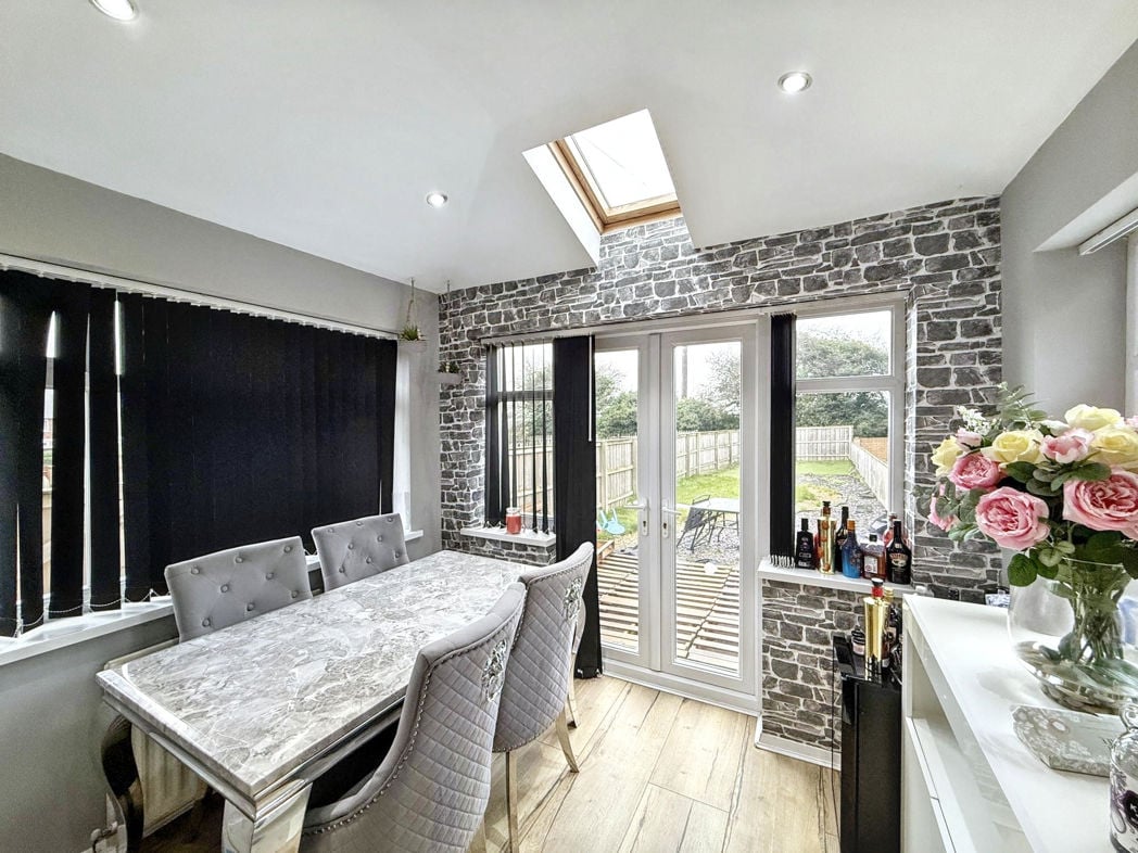 Property image 6 of 16
