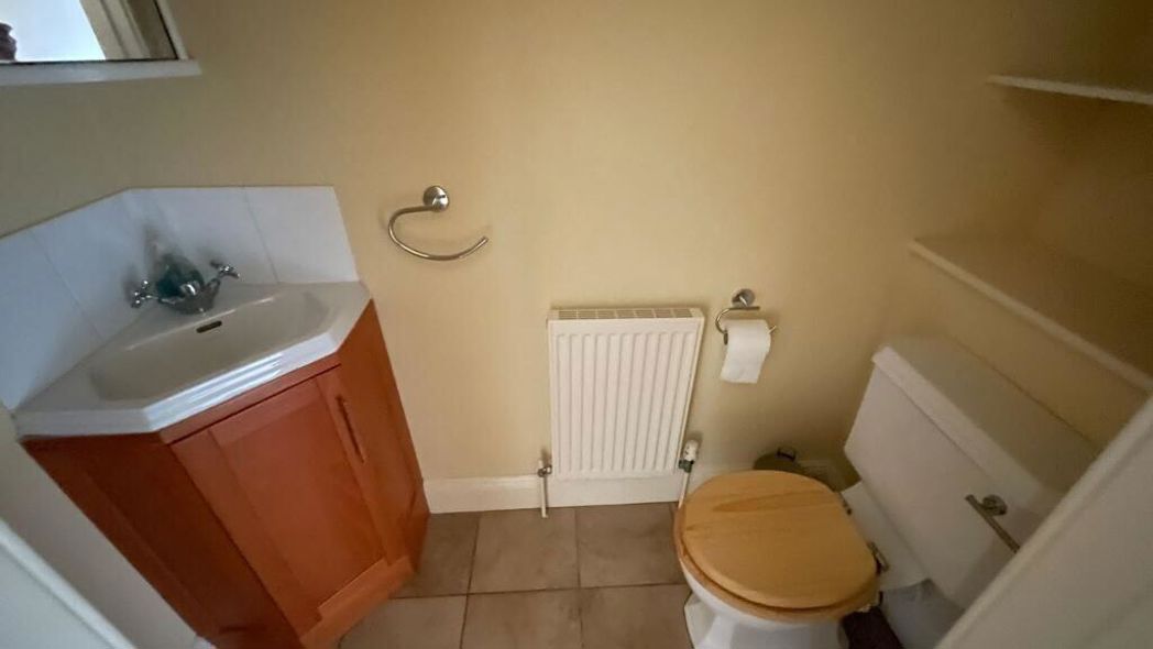 Property image 6 of 12