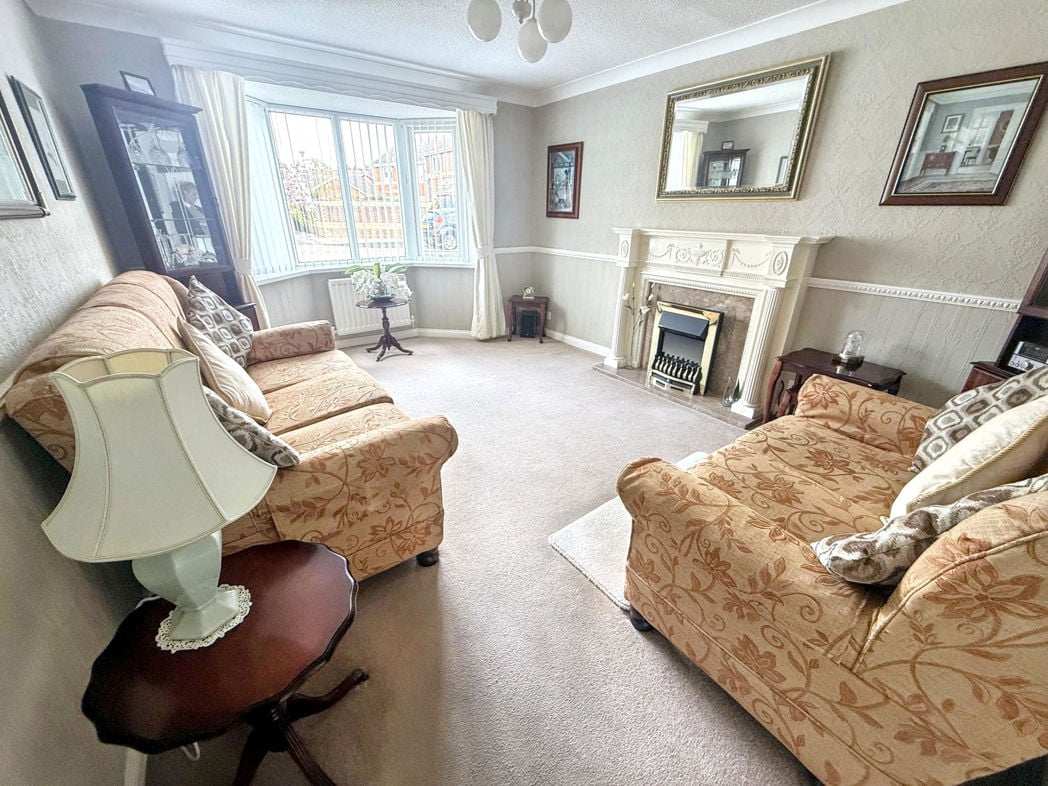 Property image 2 of 12