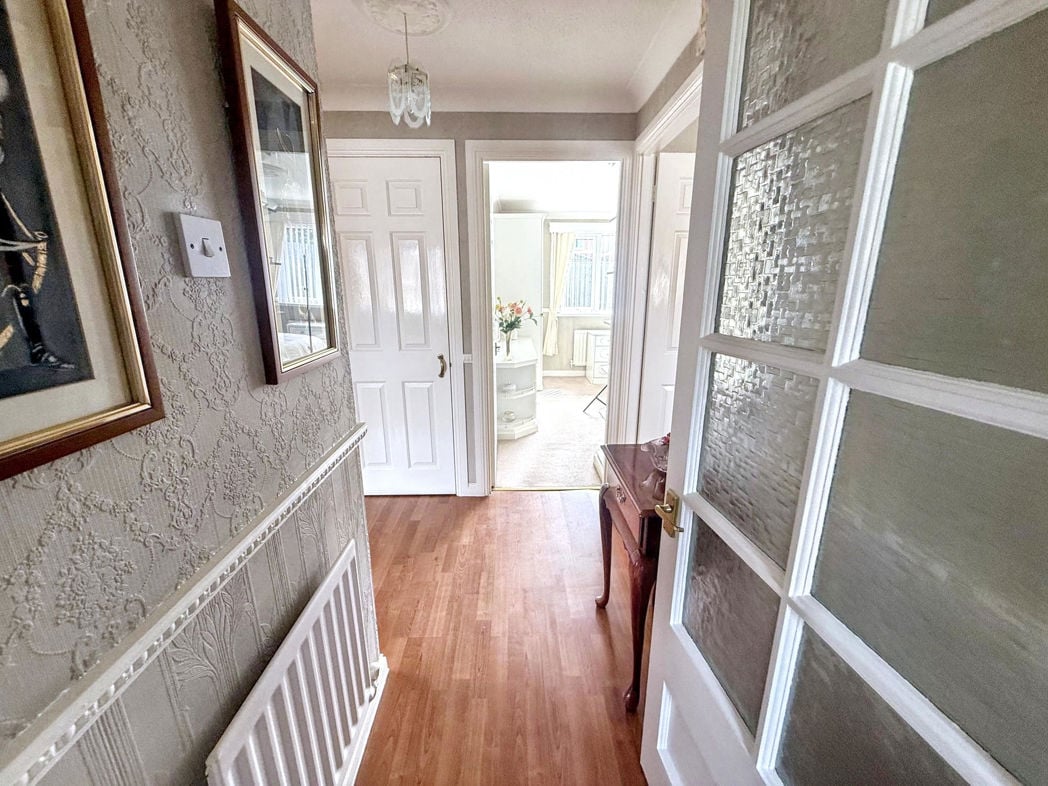 Property image 6 of 12