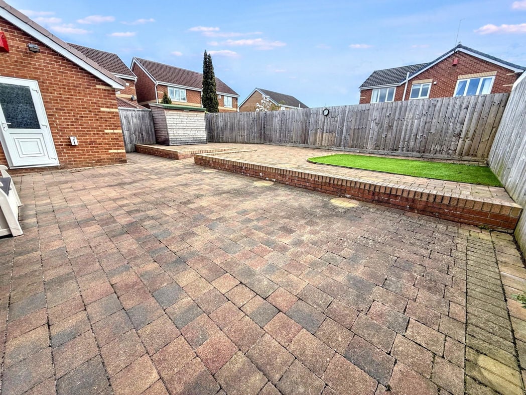 Property image 10 of 12