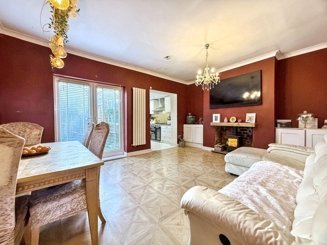 Property image 7 of 28