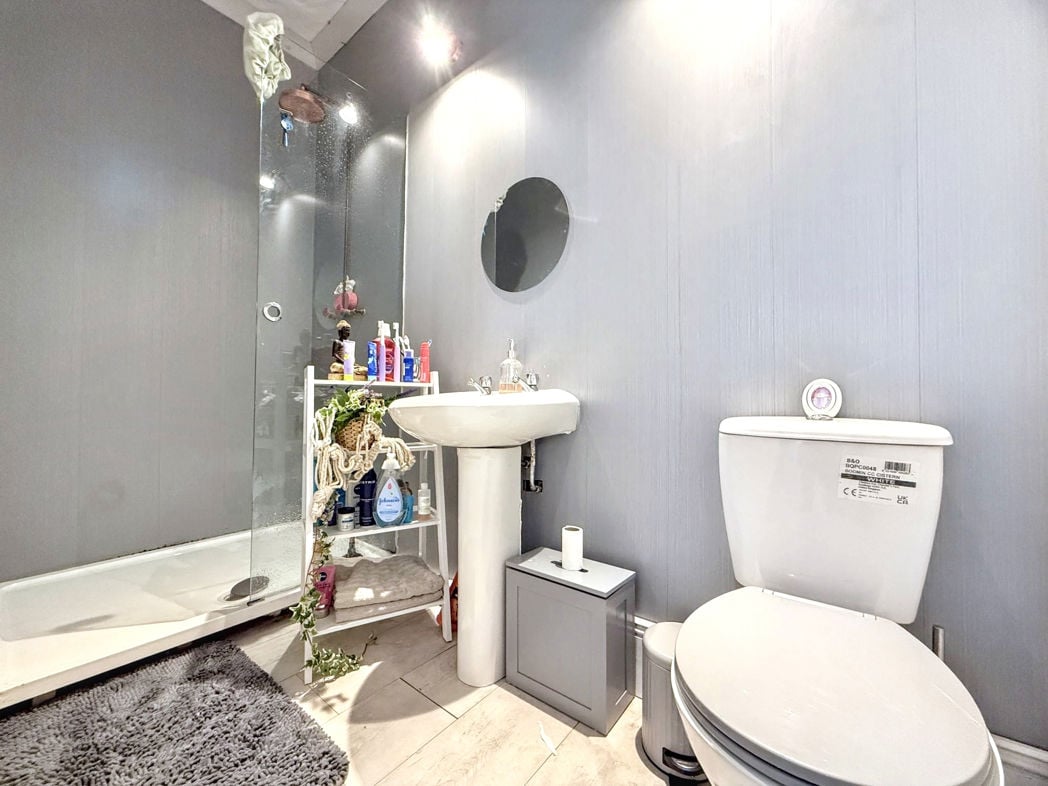 Property image 22 of 28