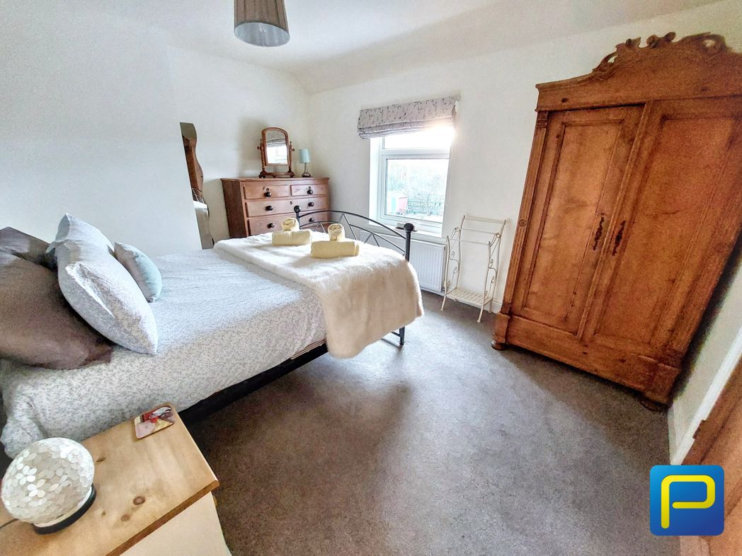 Property image 11 of 22