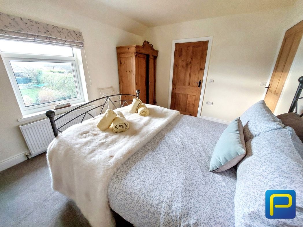 Property image 12 of 22