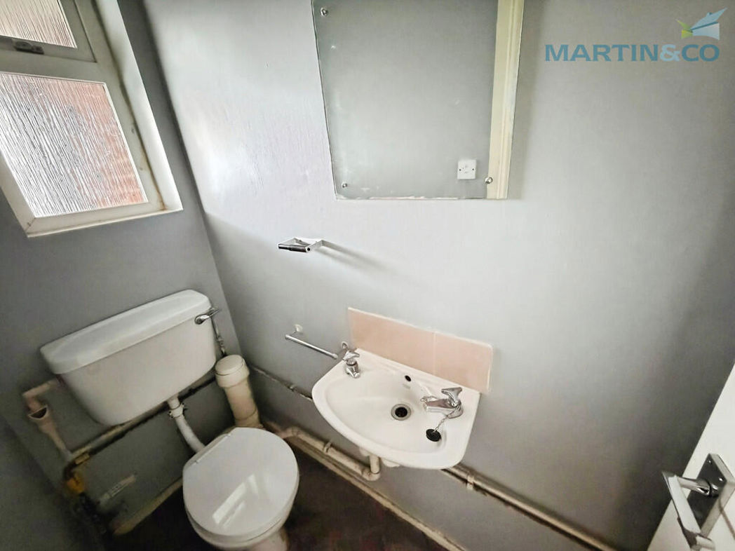 Property image 11 of 18