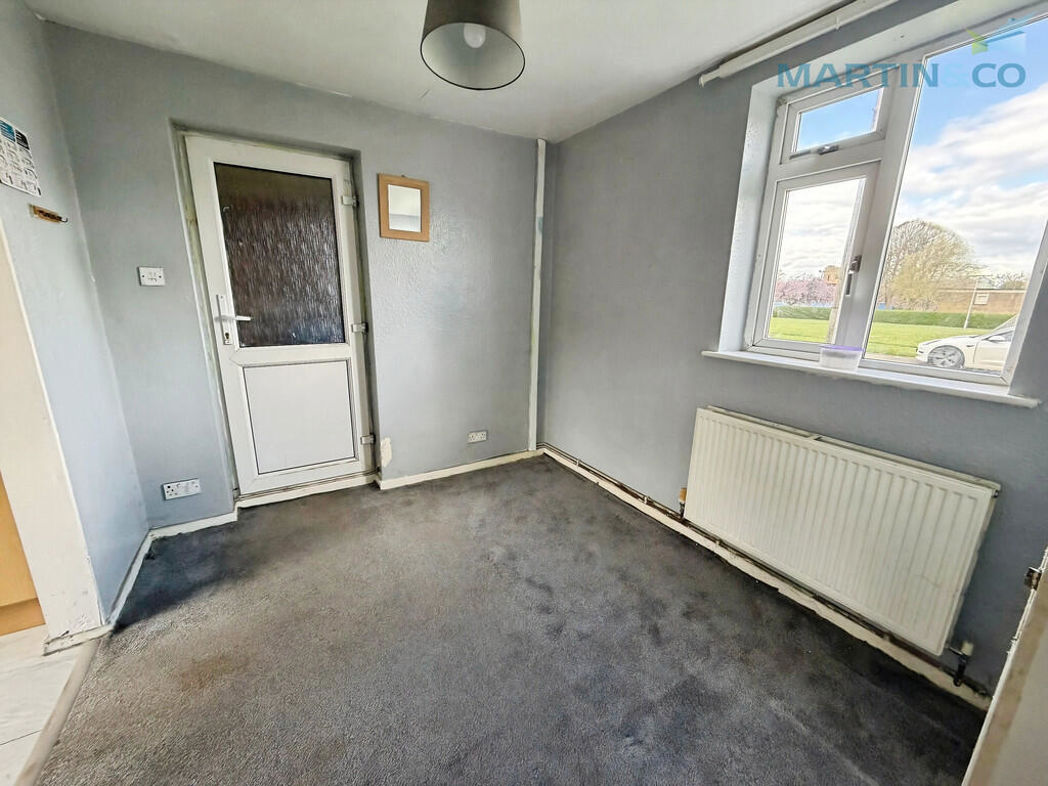 Property image 9 of 18