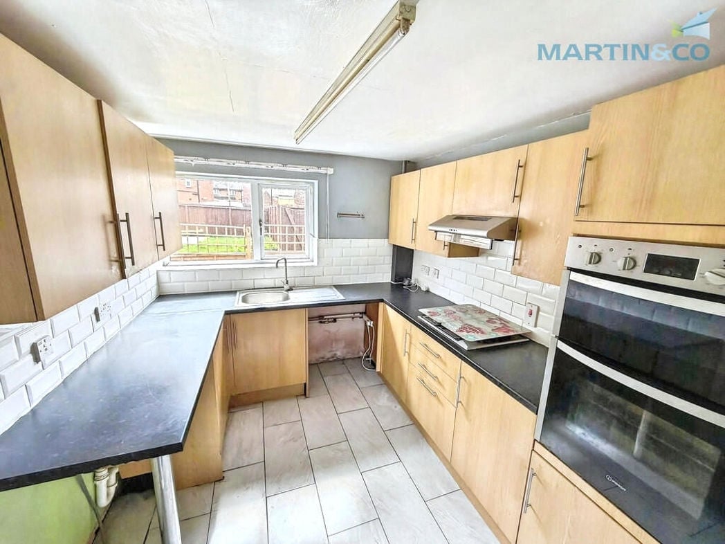 Property image 3 of 18