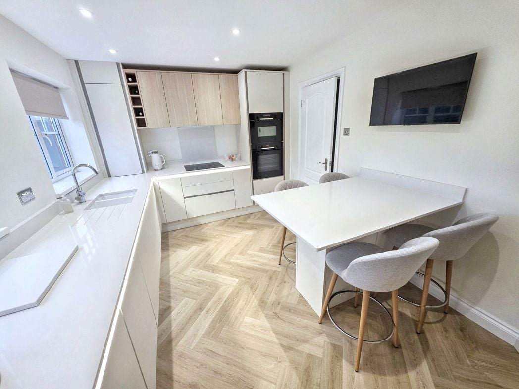 Property image 2 of 17